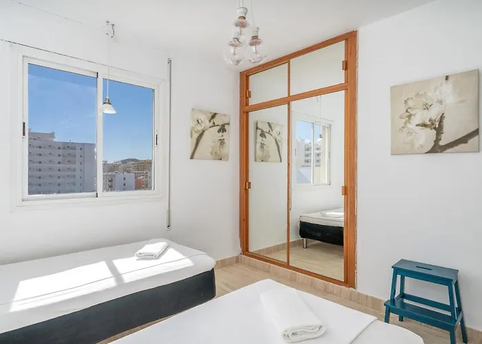 Lovely Penthouse In Old Town By Costarentals - Ref 166 Apartment